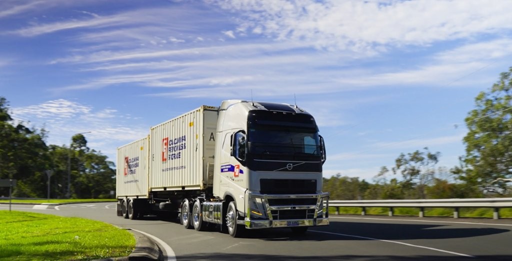 Travelling Removal Truck On The Road — Caloundra Removals & Storage in Sunshine Coast, QLD